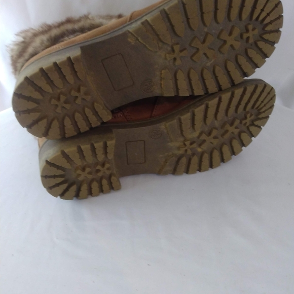 Universal Thread Brown Faux Fur Suede Booties - Picture 11 of 12